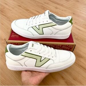 Vans Lowland Comfycush Sport Light
Green Mens 13.0 US